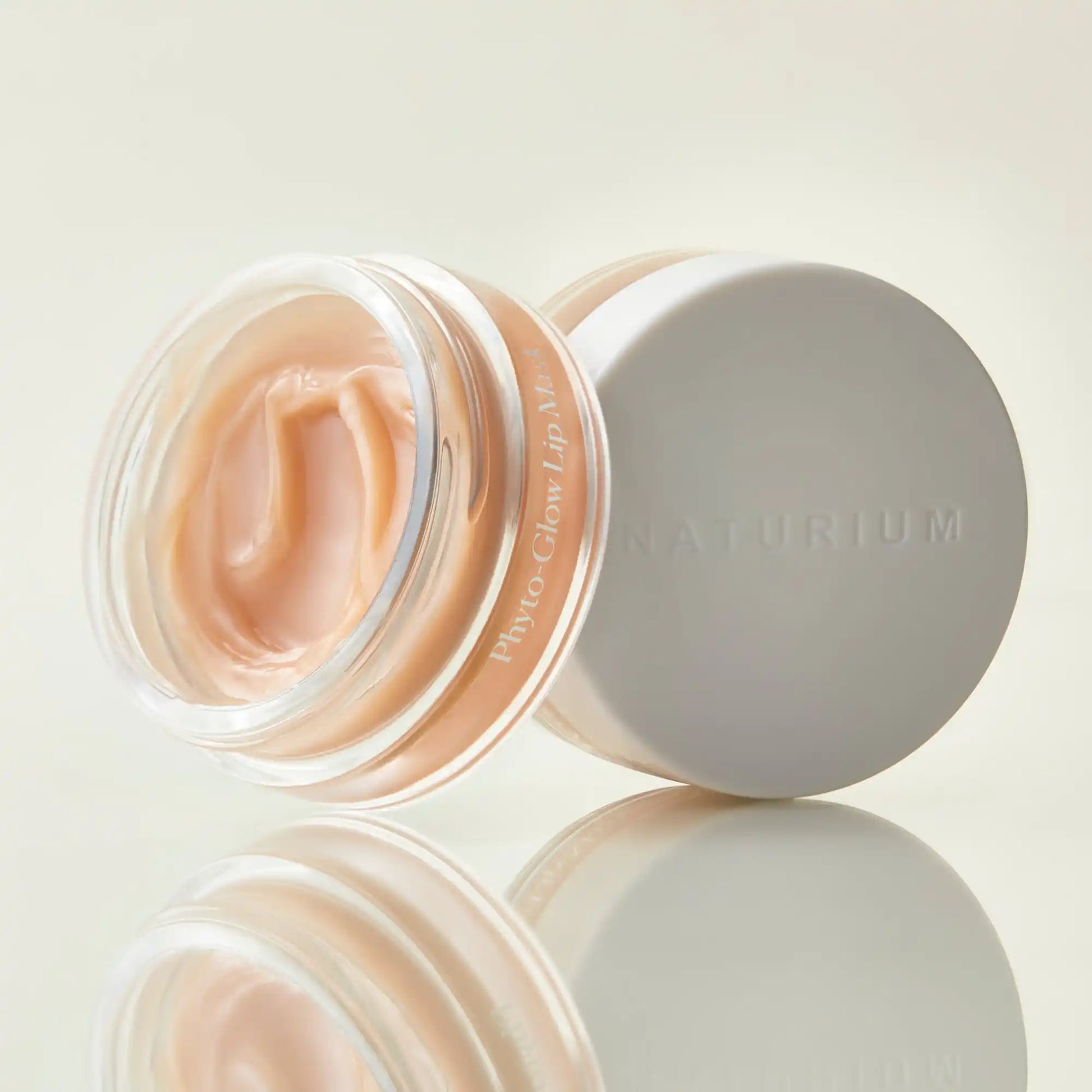 phyto-glow-lip-mask-g5 phyto-lipmask_0607-crop.webp