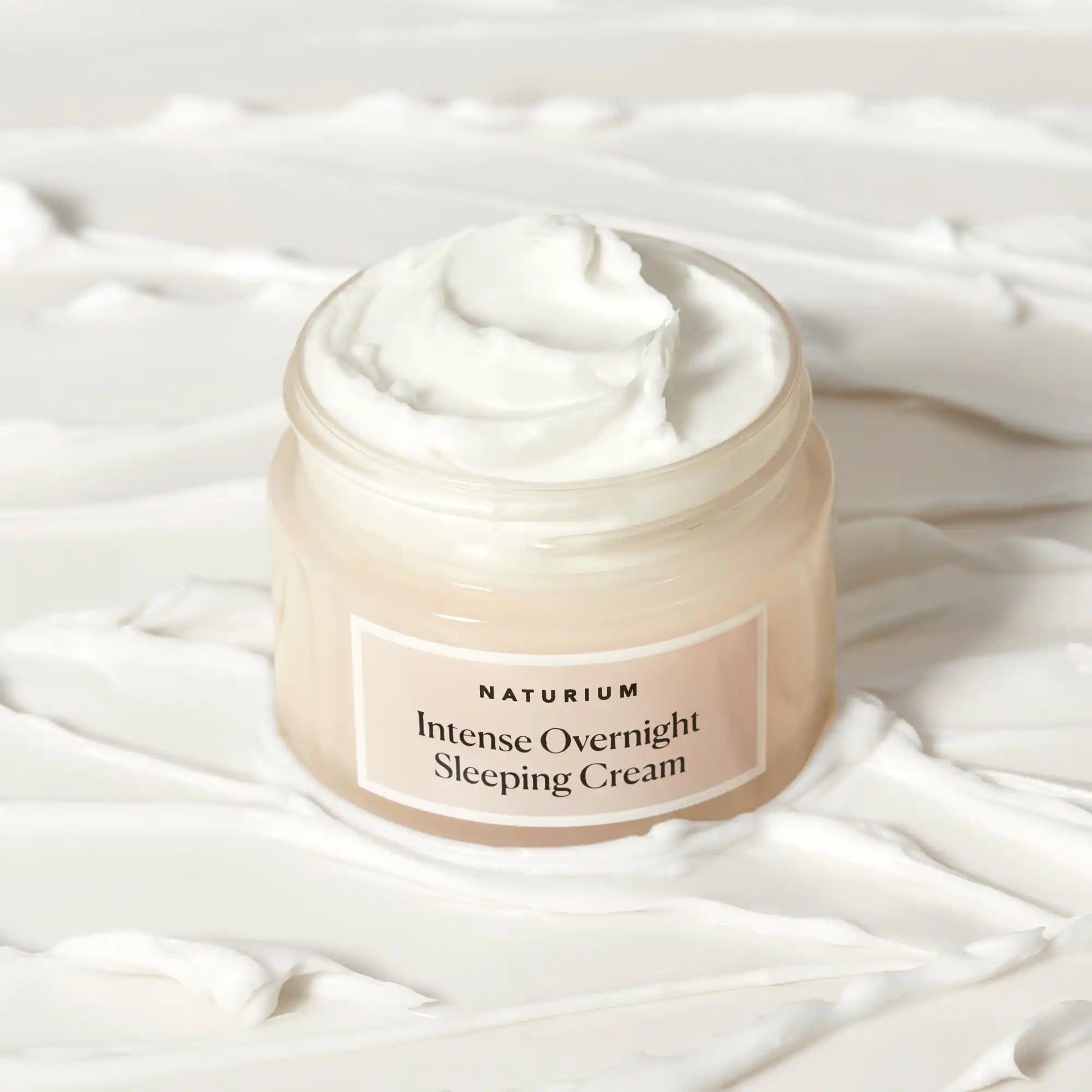 intense-overnight-sleeping-cream-w6 sleepingcream_0880-crop_1.webp